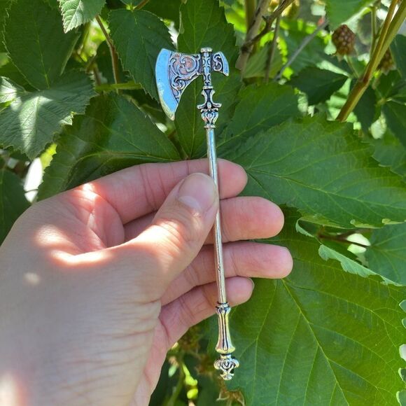 Vintage inspired Viking Ace Hair Accessory Ornate Silver Tone Decorative New - Picture 2 of 5